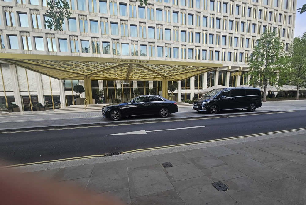 Ride on Road Chauffeur (2) southend sen chauffeur service in Chelmsford rates